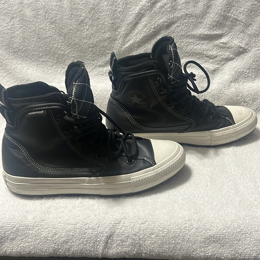 Converse All-Star Size 7.5 - image 2